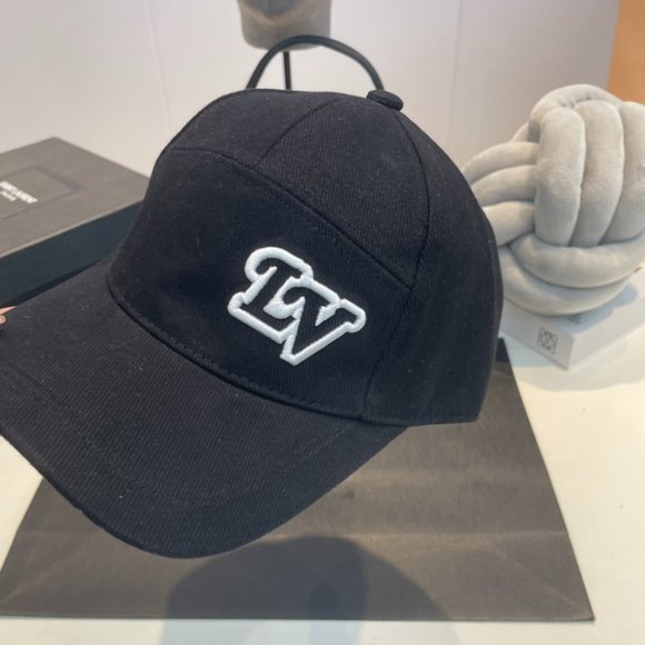 Louis Vuitton home embroidered baseball cap - Picture 5 of 7
